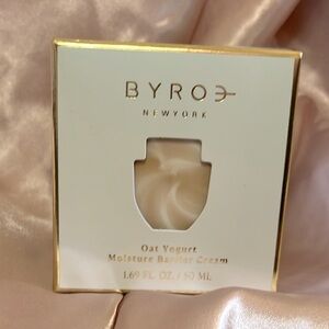 NIB BYROE-Oat Yogurt Moisture Barrier Cream